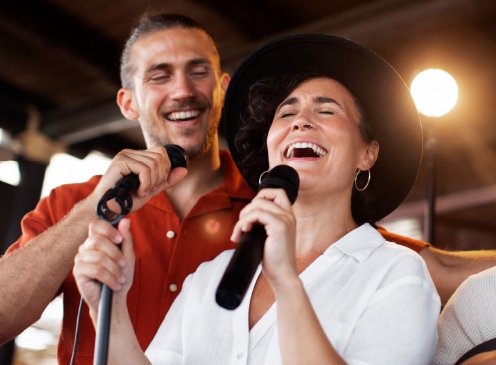 Karaoke en francés: ¡Cantemos la francofonía!